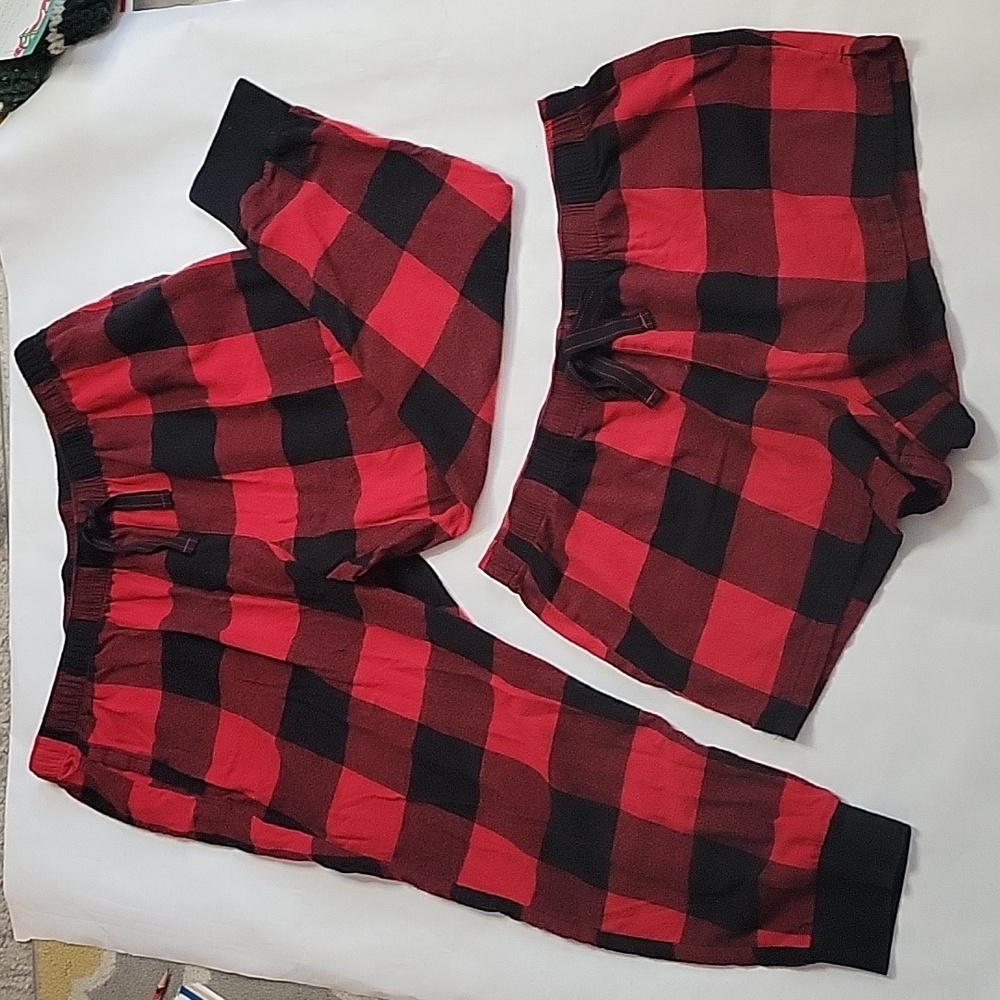 Old Navy Set of Red Buffalo Plaid Flannel Joggers & Boxer sz XL